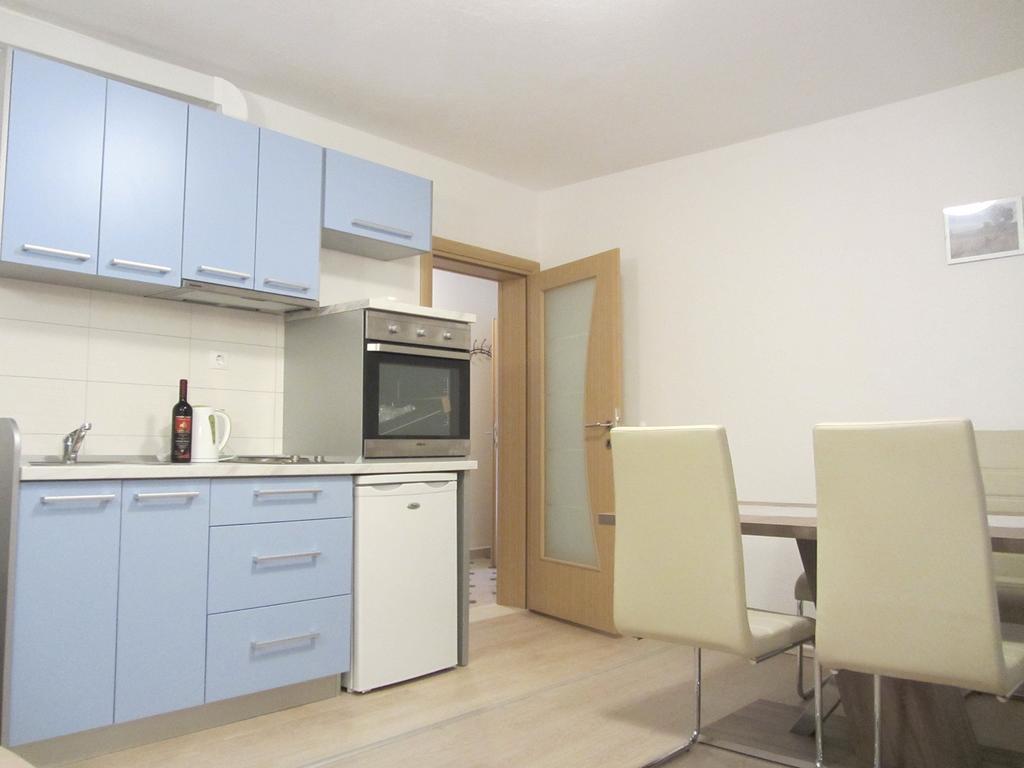Apartmani Bozic Стобрек Экстерьер фото